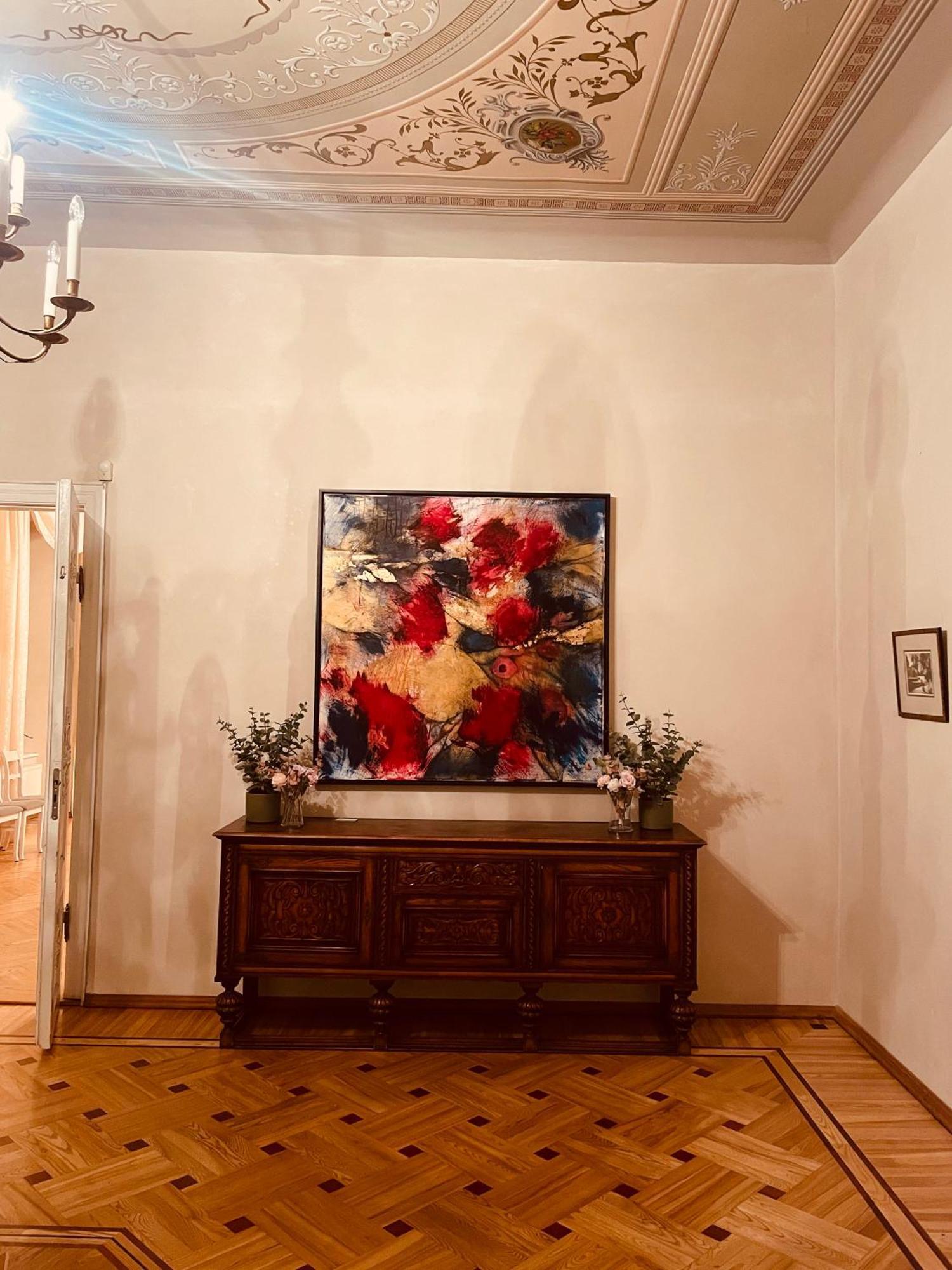 فندق Saku Mois & Saku Manor المظهر الخارجي الصورة